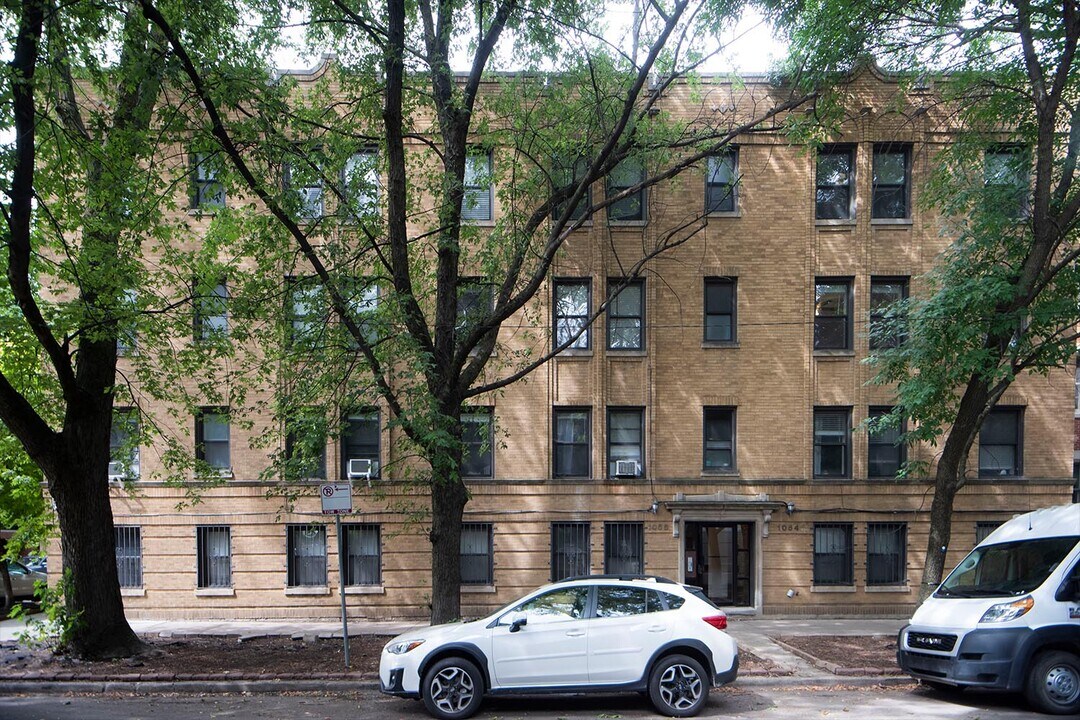 2539 N Seminary Ave, Unit 2537-2 in Chicago, IL - Foto de edificio