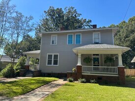 262 Roper St, Unit B in Mobile, AL - Building Photo