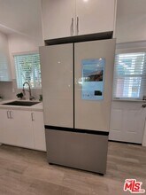 825 Broadway St in Los Angeles, CA - Building Photo - Building Photo