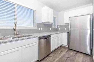 Cottages at Torin Point in Colorado Springs, CO - Building Photo - Building Photo