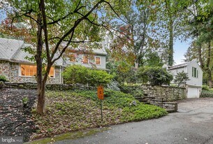 829 Bryn Mawr Ave in Penn Valley, PA - Building Photo