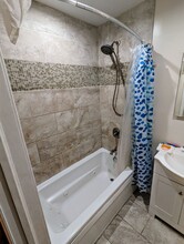5722 Cedar Ave in Philadelphia, PA - Building Photo - Building Photo