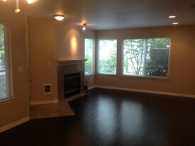 9210 Market Pl in Lake Stevens, WA - Building Photo