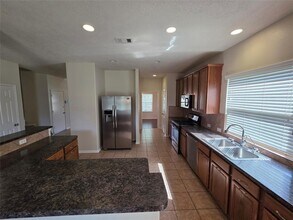 22023 Cascade Hollow Ln in Spring, TX - Foto de edificio - Building Photo