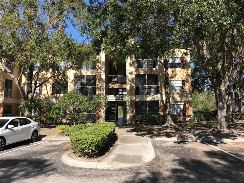 8939 Latrec Ave-Unit -1305 in Orlando, FL - Building Photo