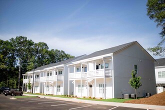 Bailey Street Quarters in Athens, GA - Foto de edificio - Building Photo