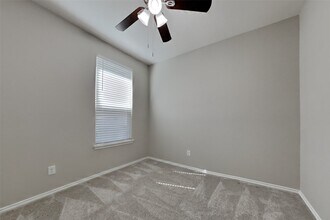 4295 Roaring Timber Dr in Conroe, TX - Building Photo - Building Photo