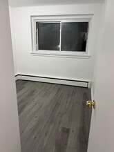 2448 Carling Ave in Ottawa, ON - Building Photo - Building Photo