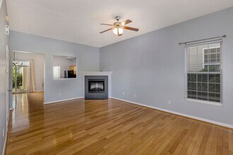 1441 Laurel Park Dr in Cincinnati, OH - Foto de edificio - Building Photo