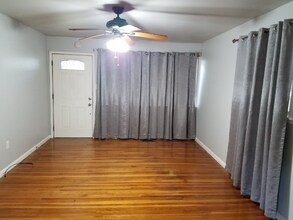 5 Lawrence Dr in Little Rock, AR - Building Photo - Building Photo