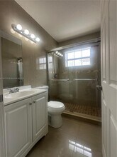 3108 W 73rd Pl in Hialeah, FL - Building Photo - Building Photo