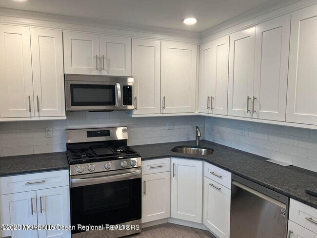 property at 506 Harding Rd