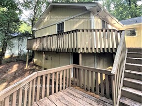 4640 Nantucket Dr SW in Lilburn, GA - Foto de edificio - Building Photo