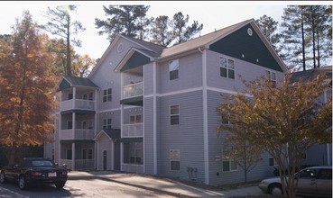 University Oaks Condos in Raleigh, NC - Building Photo - Building Photo