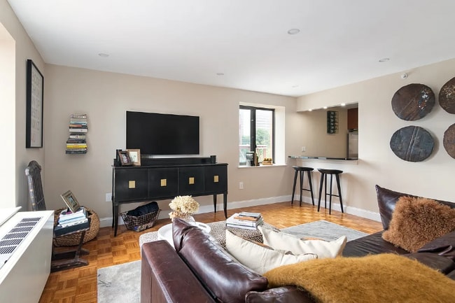 300 W 135th St in New York, NY - Foto de edificio - Building Photo