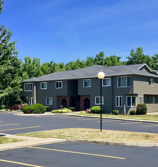 Hickory Hills Apartments