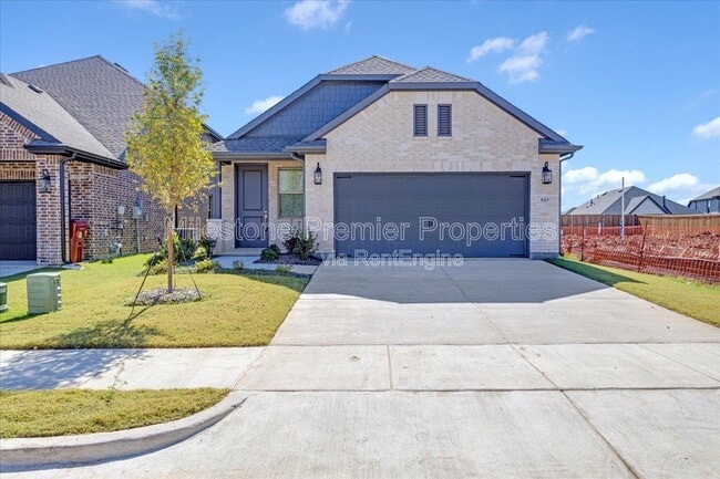 property at 820 Sunflower Trl