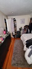 16 Middle St, Unit 2 in Newton, MA - Building Photo - Building Photo