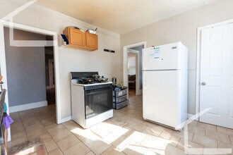 34 Newcastle Rd, Unit 1 in Boston, MA - Building Photo - Building Photo