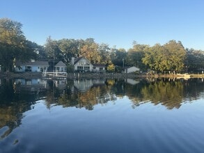 23231 W Lakeshore Dr in Antioch, IL - Building Photo - Building Photo