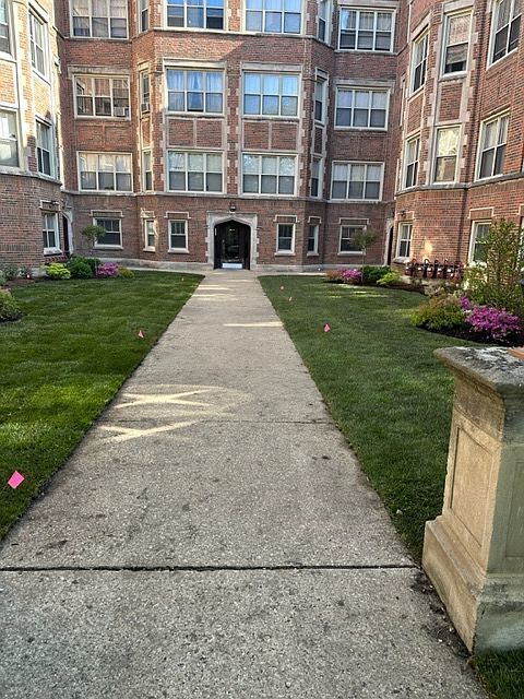 1724 E 70th St in Chicago, IL - Building Photo