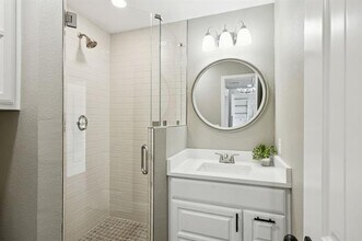 1317 Meandering Way in Rockwall, TX - Building Photo - Building Photo