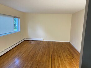 271 Palmer Rd, Unit 1 in Yonkers, NY - Building Photo - Building Photo