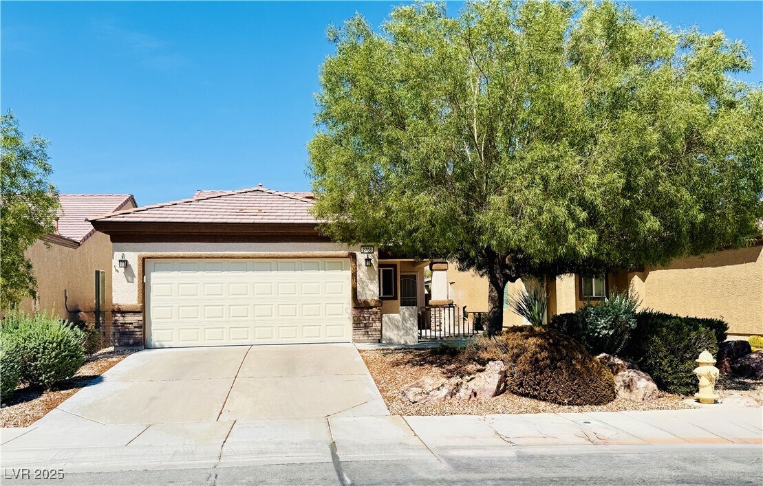 2708 Cheer Pheasant Ave in North Las Vegas, NV - Building Photo