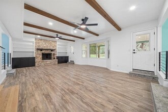 2175 Park Rd in New Braunfels, TX - Building Photo - Building Photo