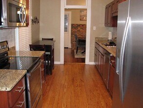 209 E Monroe St in Thomasville, GA - Building Photo - Building Photo