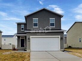 2343 Buckskin Way in Eagle Mountain, UT - Building Photo