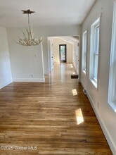 58 Ash St in Saratoga Springs, NY - Building Photo - Building Photo