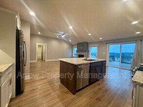 7810 Patrick Ave in Lincoln, NE - Building Photo - Building Photo