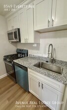 8549 Everett Ave in Richmond Heights, MO - Building Photo - Building Photo
