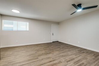 5909 Gaston Ave in Dallas, TX - Building Photo - Building Photo