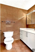 W 87th St in New York, NY - Foto de edificio - Building Photo