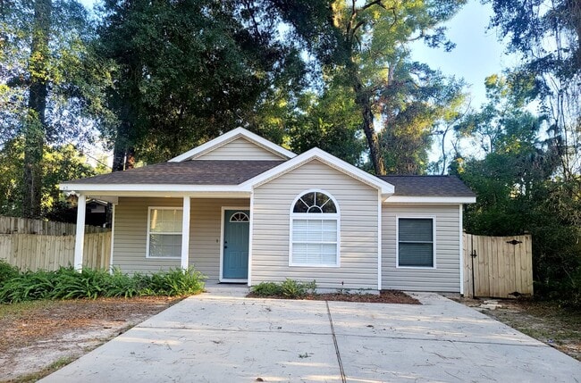 property at 43 Comanche Trail