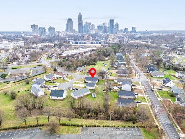 property at 912 Lyme Brook Ln