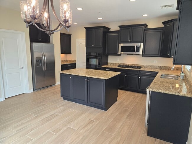 property at 3922 E Cat Balue Dr