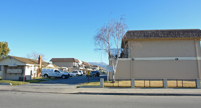 Del Monte Plaza in Salinas, CA - Building Photo - Building Photo