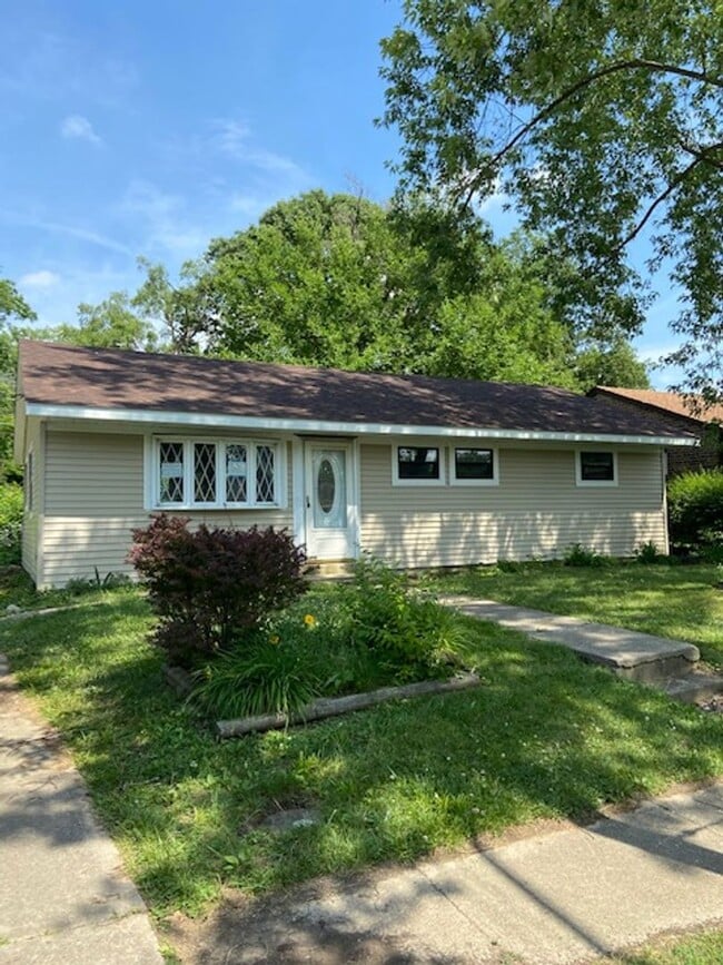 property at 1062 Graystone Dr