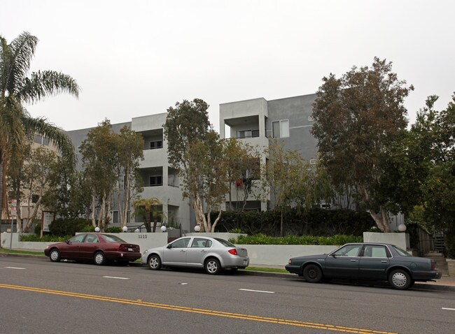 1223 20th in Santa Monica, CA - Foto de edificio - Building Photo