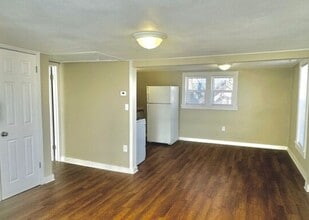 910 Sahwatch St in Colorado Springs, CO - Building Photo - Building Photo