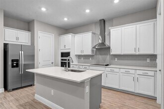 6477 Cyrils Dr in St. Cloud, FL - Building Photo - Building Photo