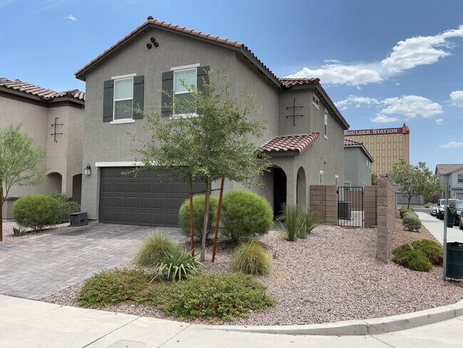 2974 Torreon Ln in Las Vegas, NV - Building Photo - Building Photo