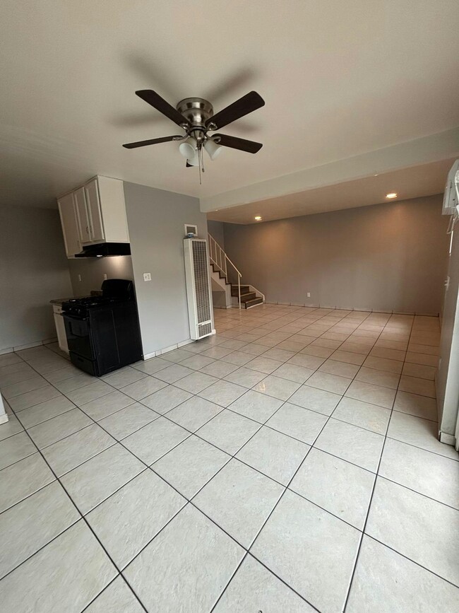 1270 W 9th St in Corona, CA - Building Photo - Building Photo