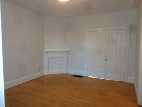 9 Bond St, Unit 2 in Somerville, MA - Building Photo - Building Photo