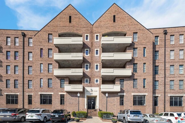 1040 Broadway St in Homewood, AL - Building Photo - Building Photo