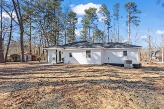 4593 Windsor Spring Rd in Hephzibah, GA - Building Photo - Building Photo
