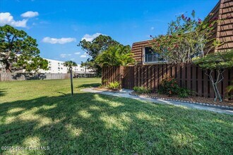 2012 Dan Ct NE in Palm Bay, FL - Building Photo - Building Photo